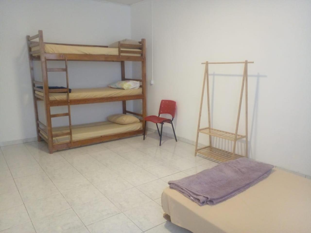 Hostel Proximo A Shopping Total - Rodoviaria - Hosp Presidente Vargas *